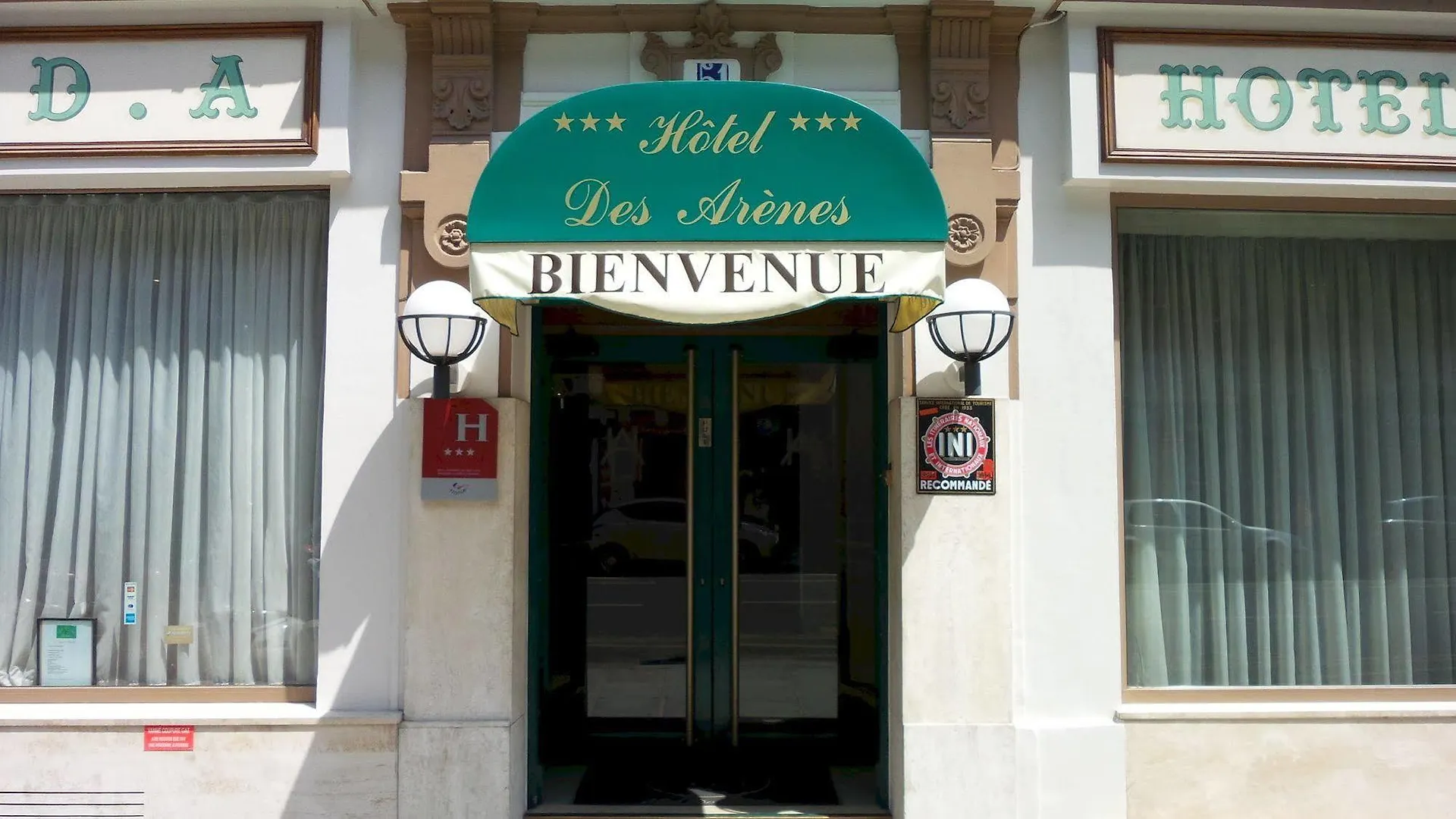 Des Arenes 3* Paris