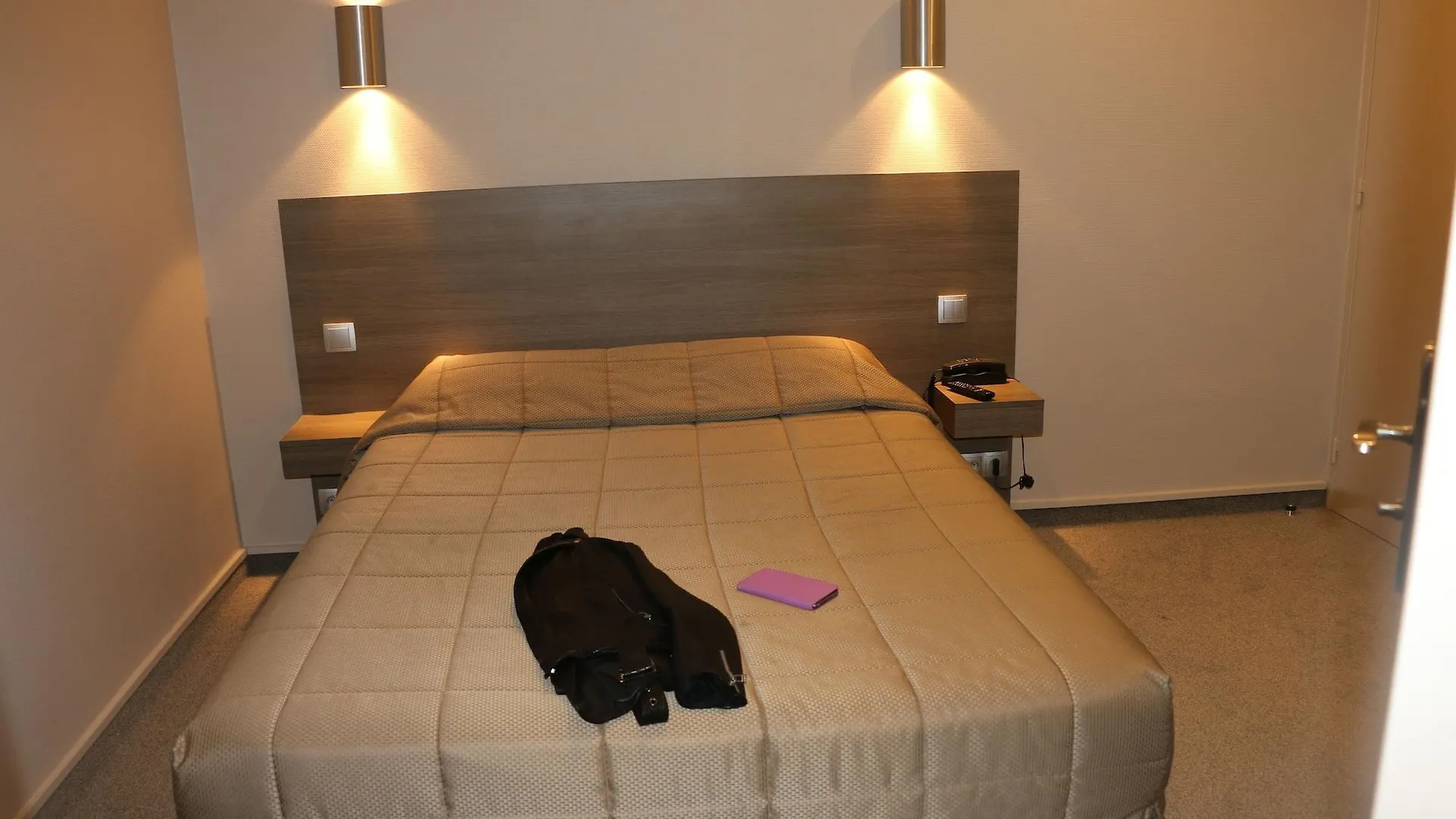 Hotel Des Arenes 3*